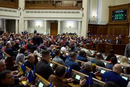 Перехватить контроль над Радой