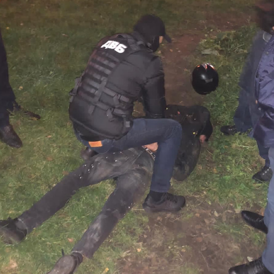 Наркодилер предлагал взятку полиции. Скриншот  facebook.com/kyiv.gp.gov.ua